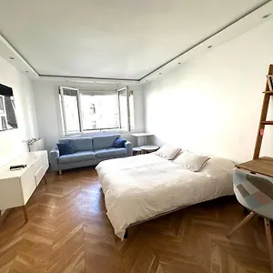 Le Chalgrin Appartement Paris